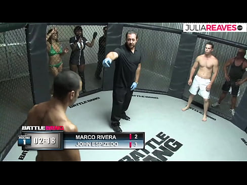 ❤️ Ultimate Fighter nussii numerotyttöä heti ottelun jälkeen kehässä Porno at fi.sex78.ru
