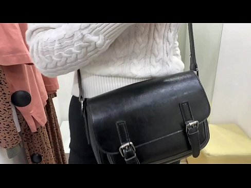 ❤️ Nuoren nartun FeralBerryn julkinen itsetyydytys dildolla sovituskopissa Porno at fi.sex78.ru