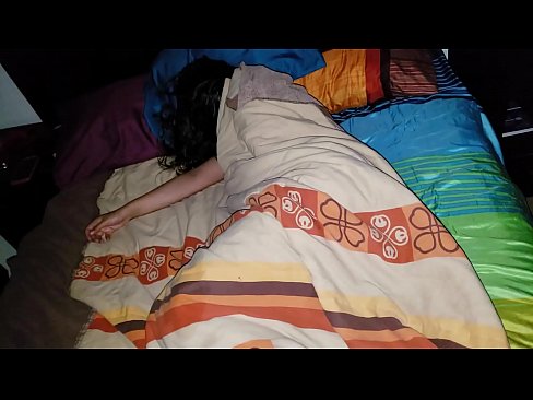 ❤️ Poikapuoli haukkuu nuorta äitipuoltaan tämän nukkuessa. Porno at fi.sex78.ru